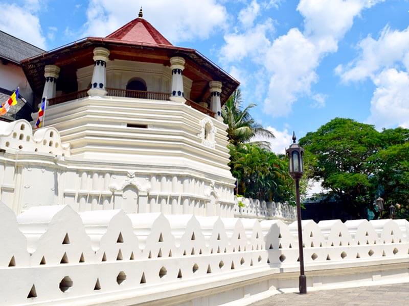 Temple of the tooth relic Kandy